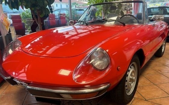 1 Alfa Romeo Spider Veloce (1)