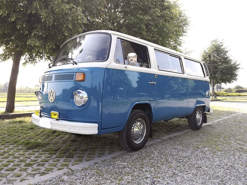 2 Volkswagen Type 2 (T2)